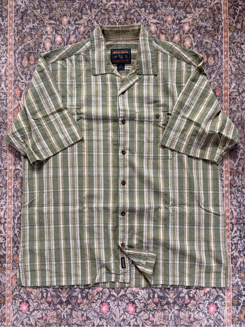 Woolrich textured weave cotton short sleeve shirt, Men’s Large